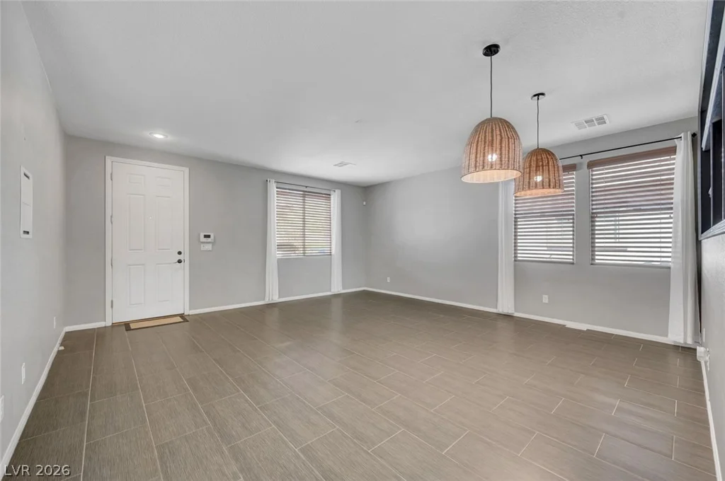 3736 Honey Crest, Las Vegas, NV 89135