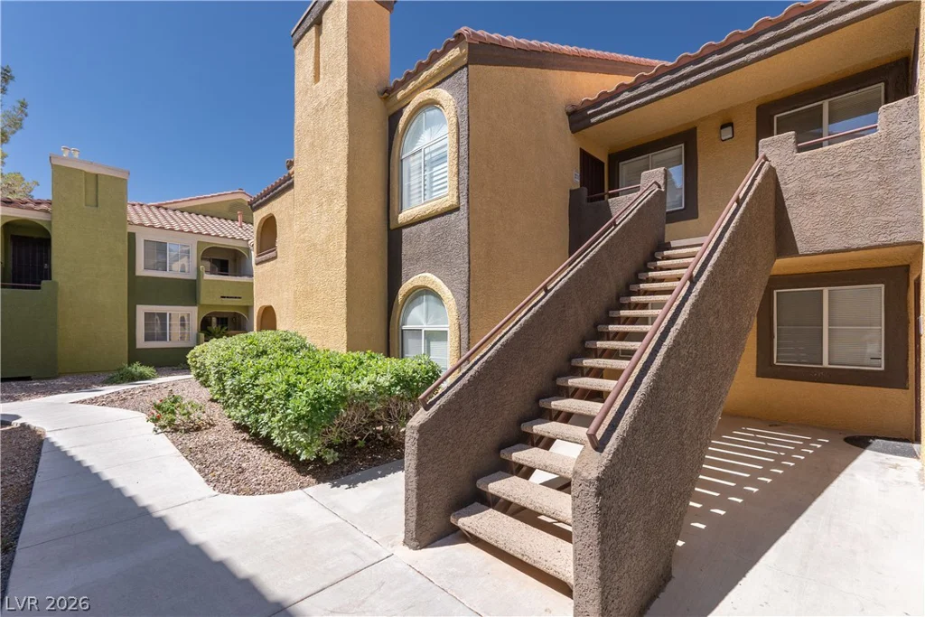 7950 Flamingo, Las Vegas, NV 89147