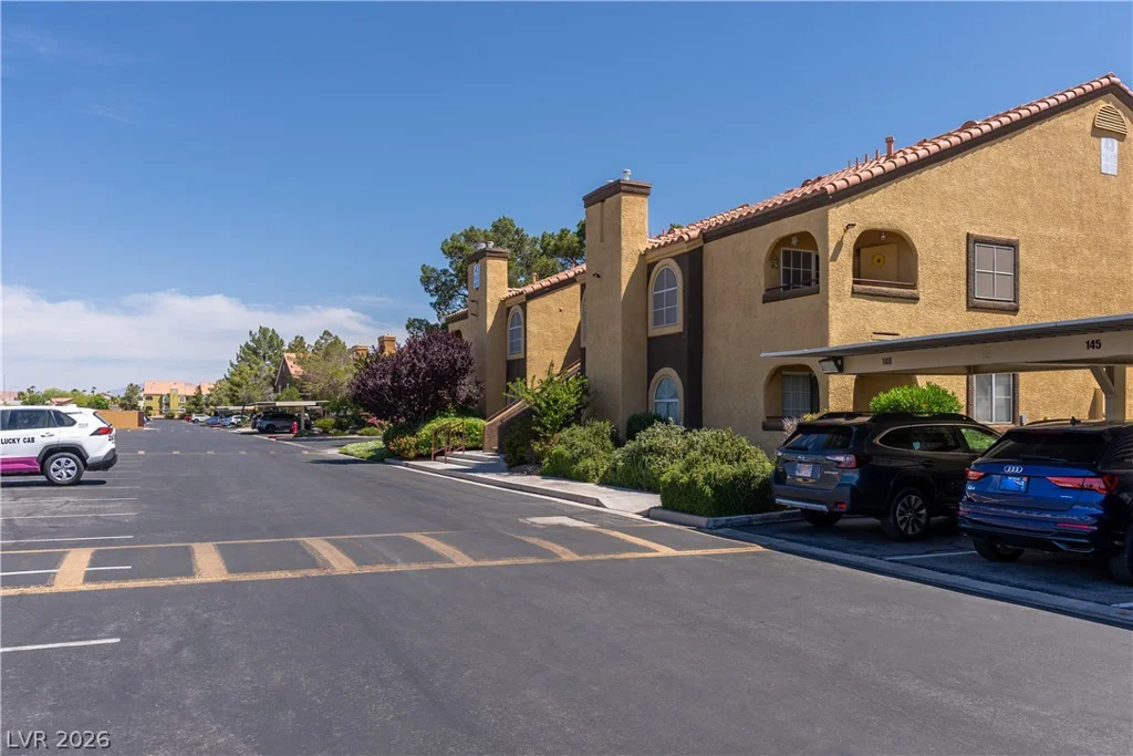 7950 Flamingo, Las Vegas, NV 89147
