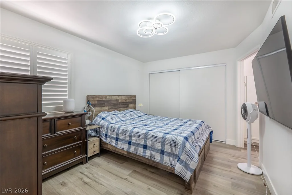 7950 Flamingo, Las Vegas, NV 89147