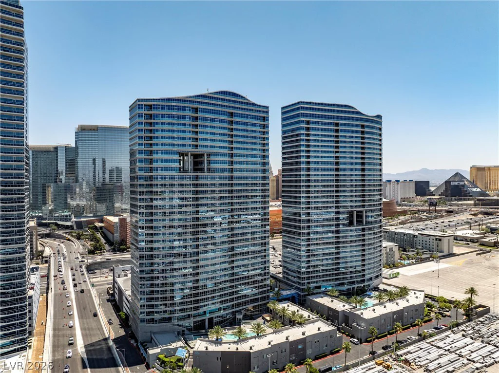 4525 Dean Martin, Las Vegas, NV 89103