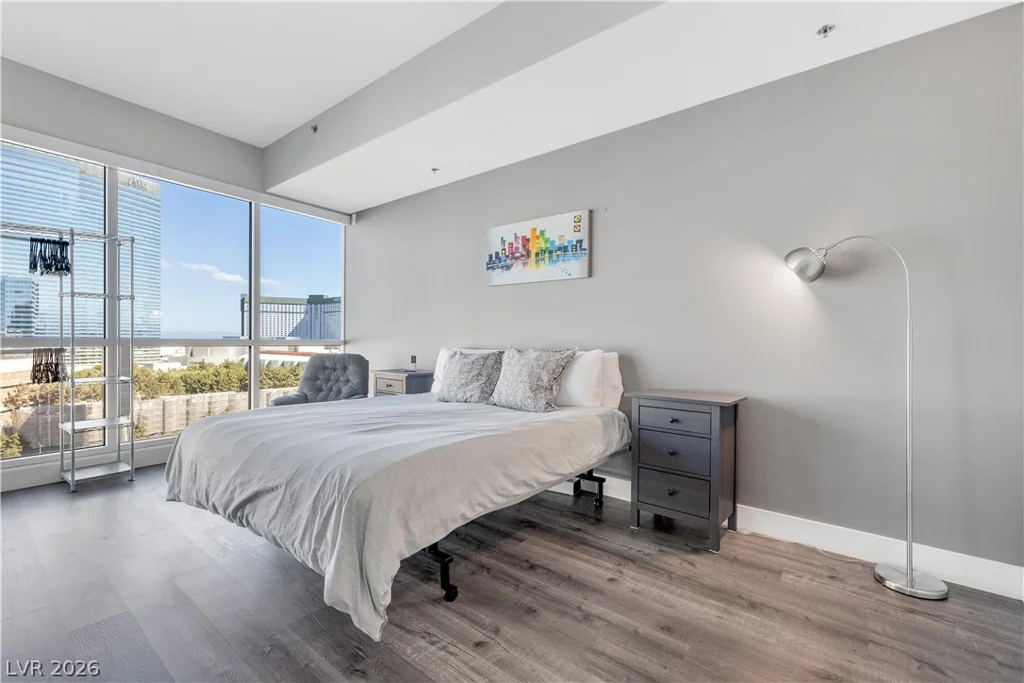4525 Dean Martin, Las Vegas, NV 89103