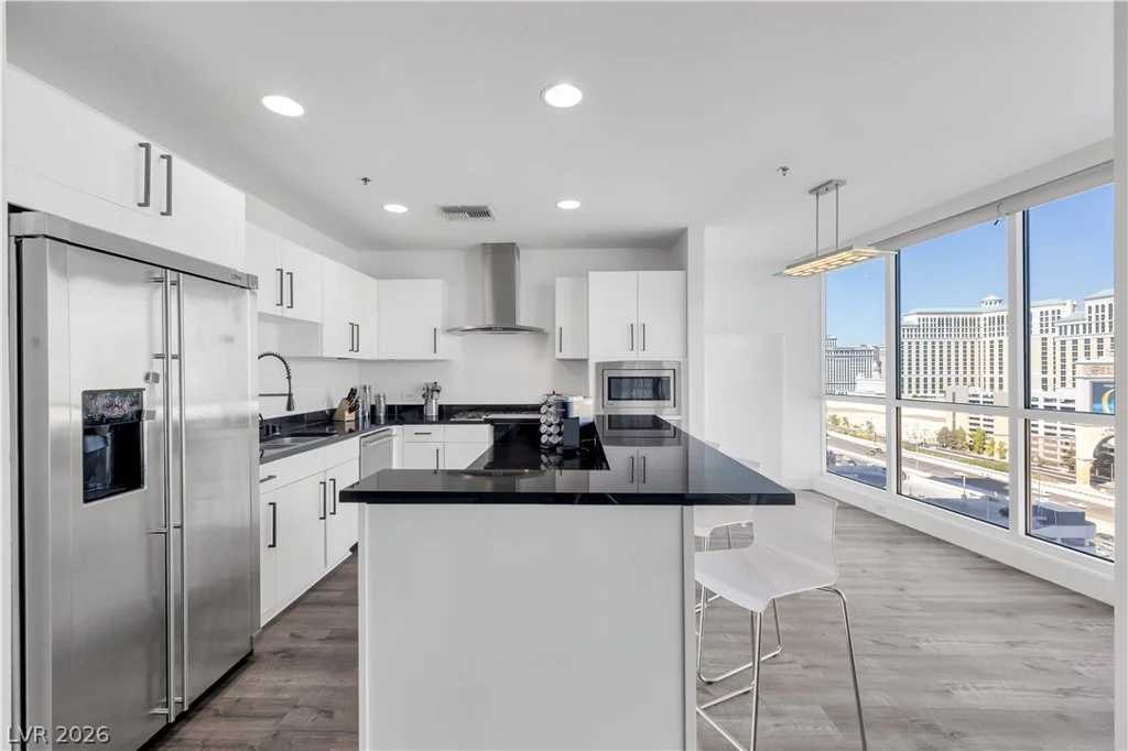 4525 Dean Martin, Las Vegas, NV 89103
