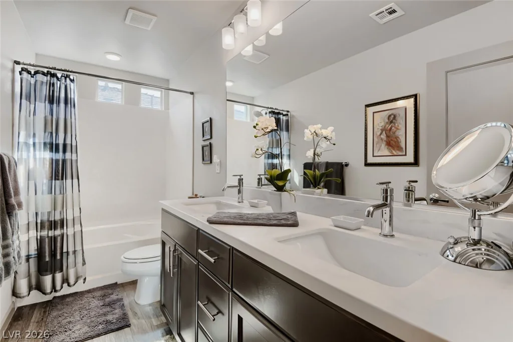356 Coastal Fog, Las Vegas, NV 89183
