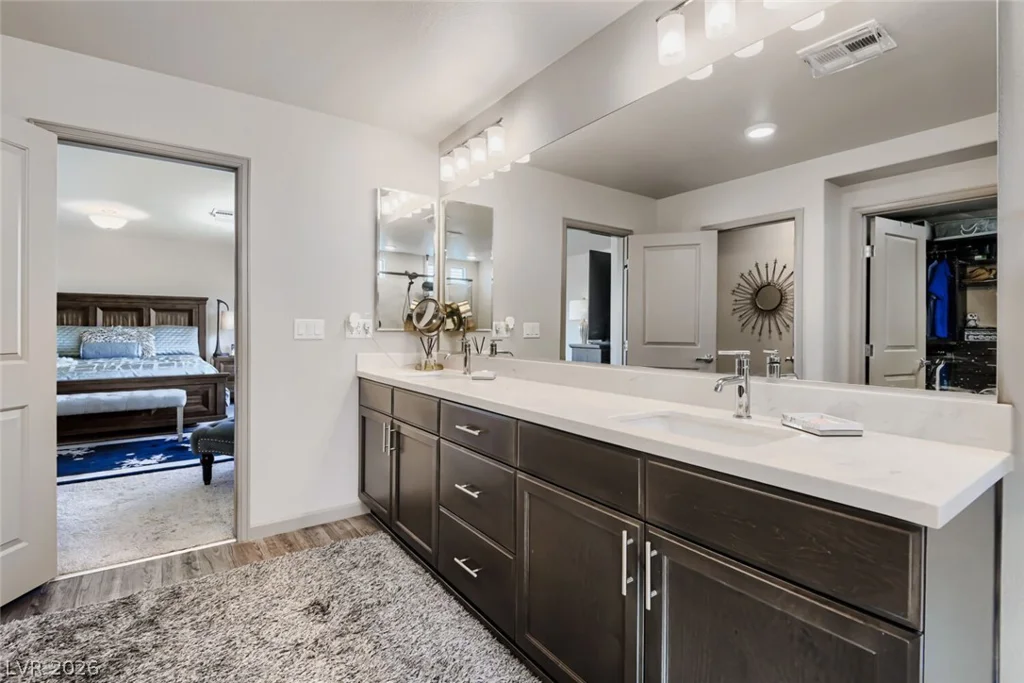 356 Coastal Fog, Las Vegas, NV 89183