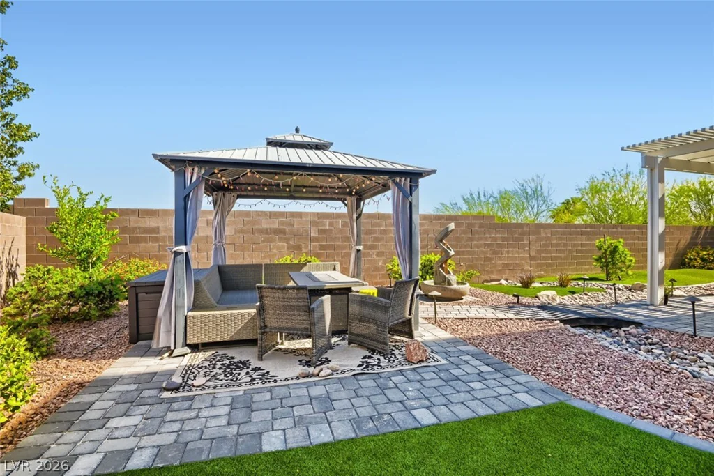 356 Coastal Fog, Las Vegas, NV 89183