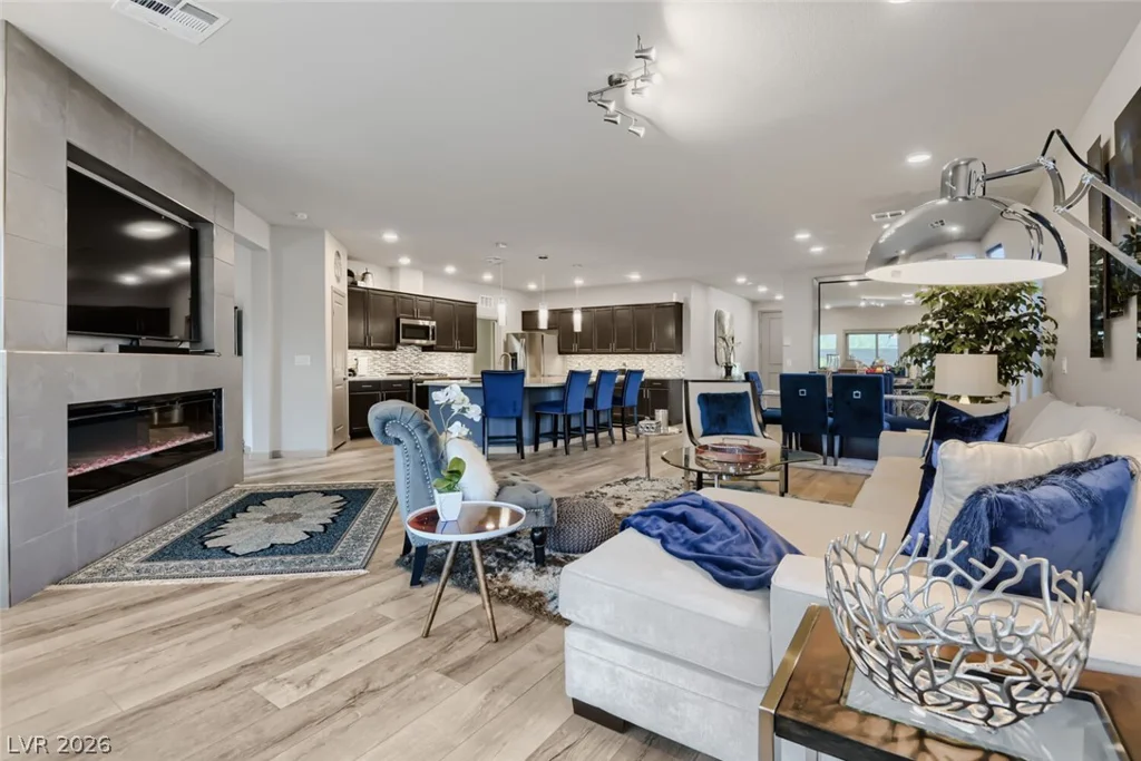 356 Coastal Fog, Las Vegas, NV 89183