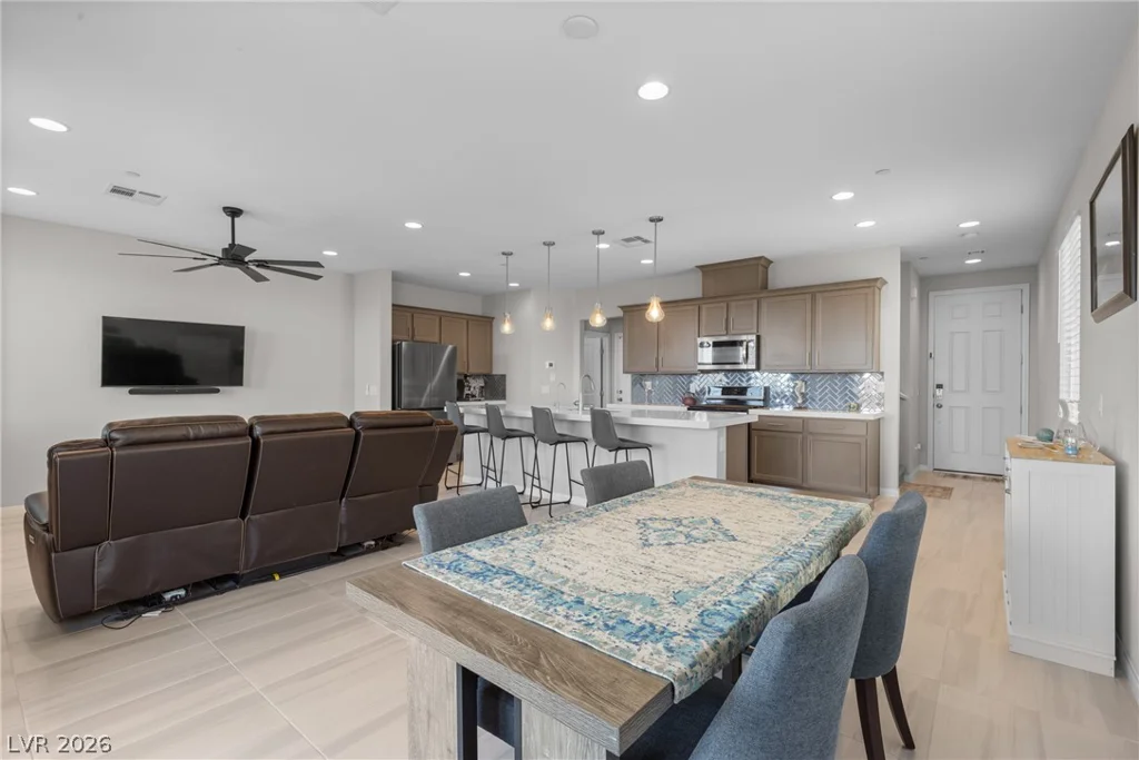 8526 Felker, Las Vegas, NV 89166