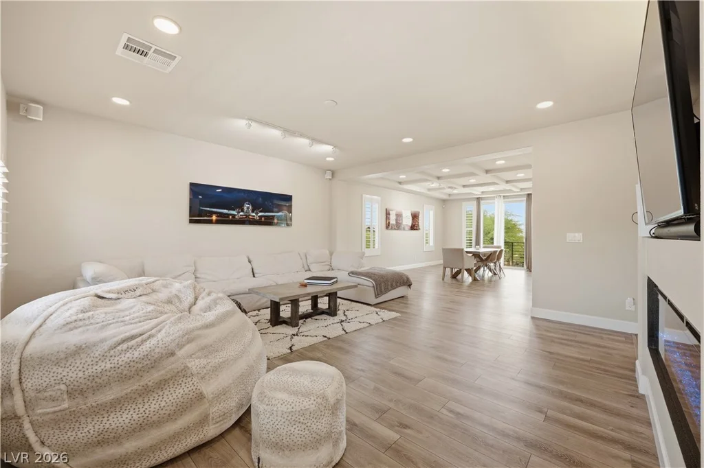 8609 Calla Lily, Las Vegas, NV 89139