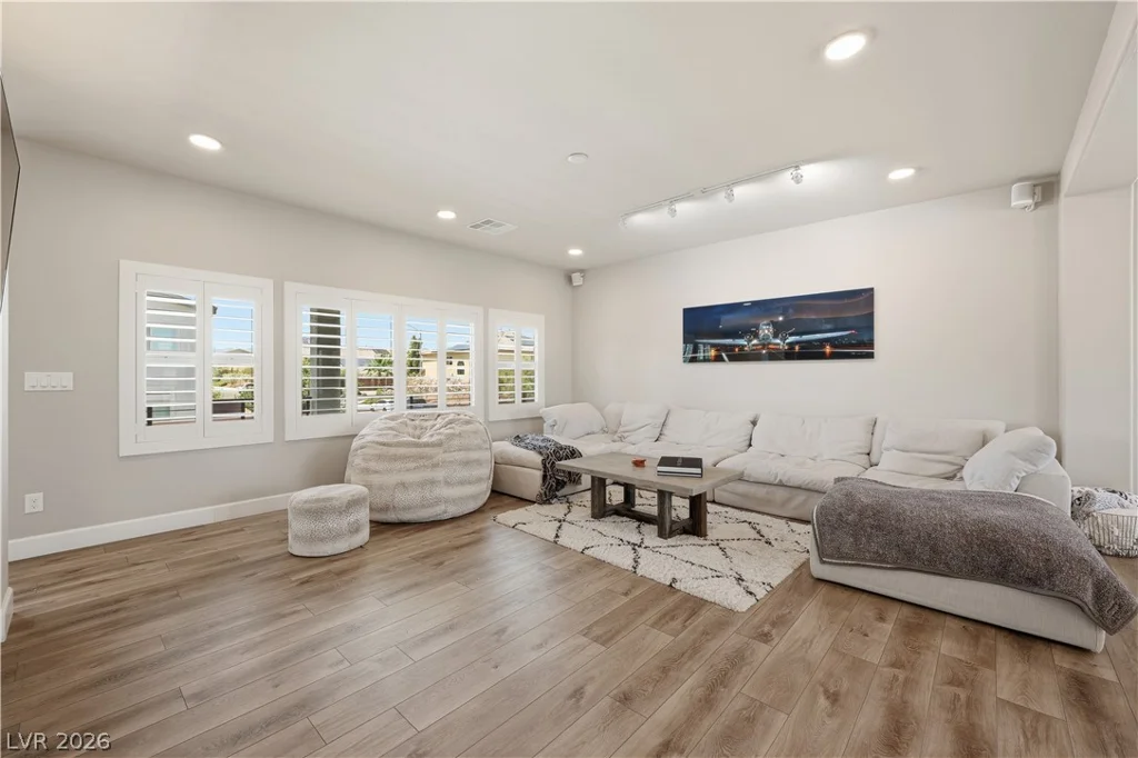 8609 Calla Lily, Las Vegas, NV 89139