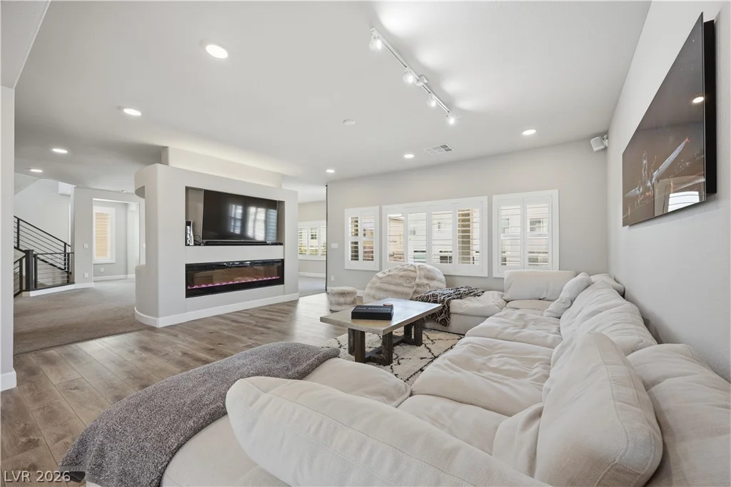 8609 Calla Lily, Las Vegas, NV 89139