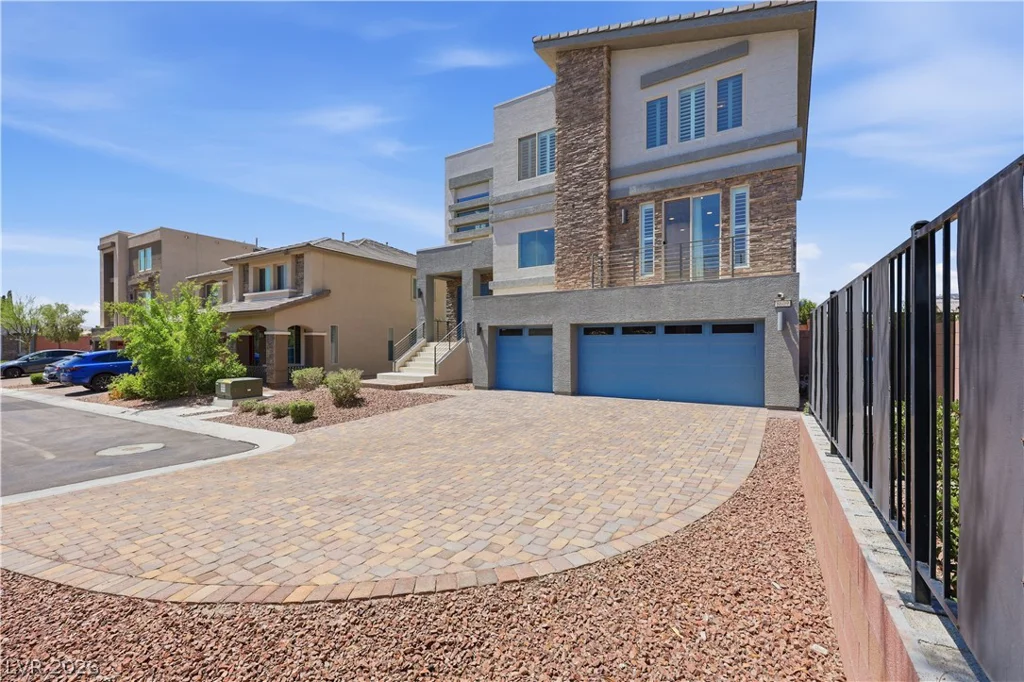 8609 Calla Lily, Las Vegas, NV 89139