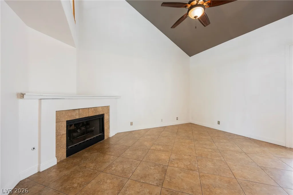 7628 Spruce Run, Las Vegas, NV 89128