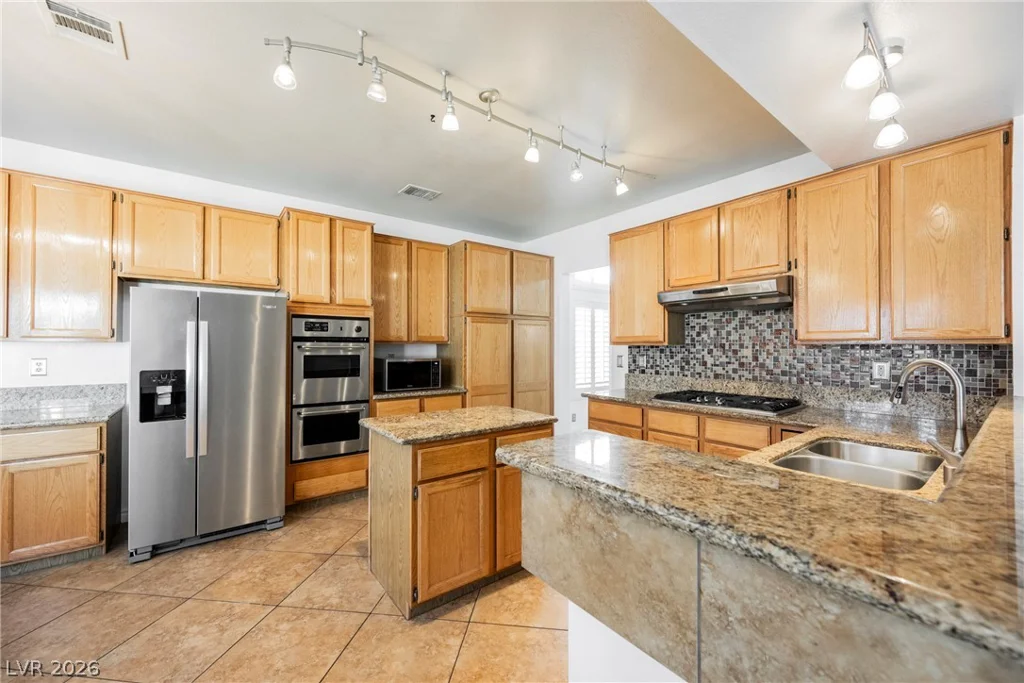 7628 Spruce Run, Las Vegas, NV 89128