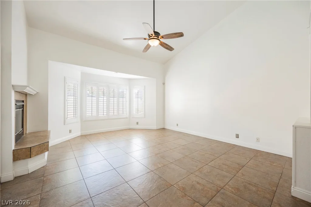7628 Spruce Run, Las Vegas, NV 89128
