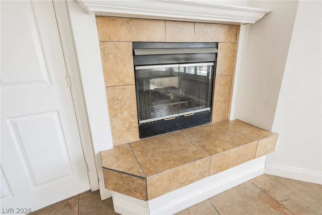 7628 Spruce Run, Las Vegas, NV 89128