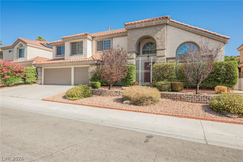 7628 Spruce Run, Las Vegas, NV 89128