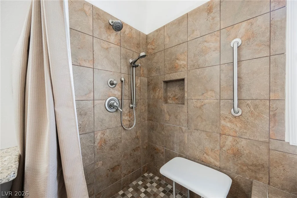 7628 Spruce Run, Las Vegas, NV 89128