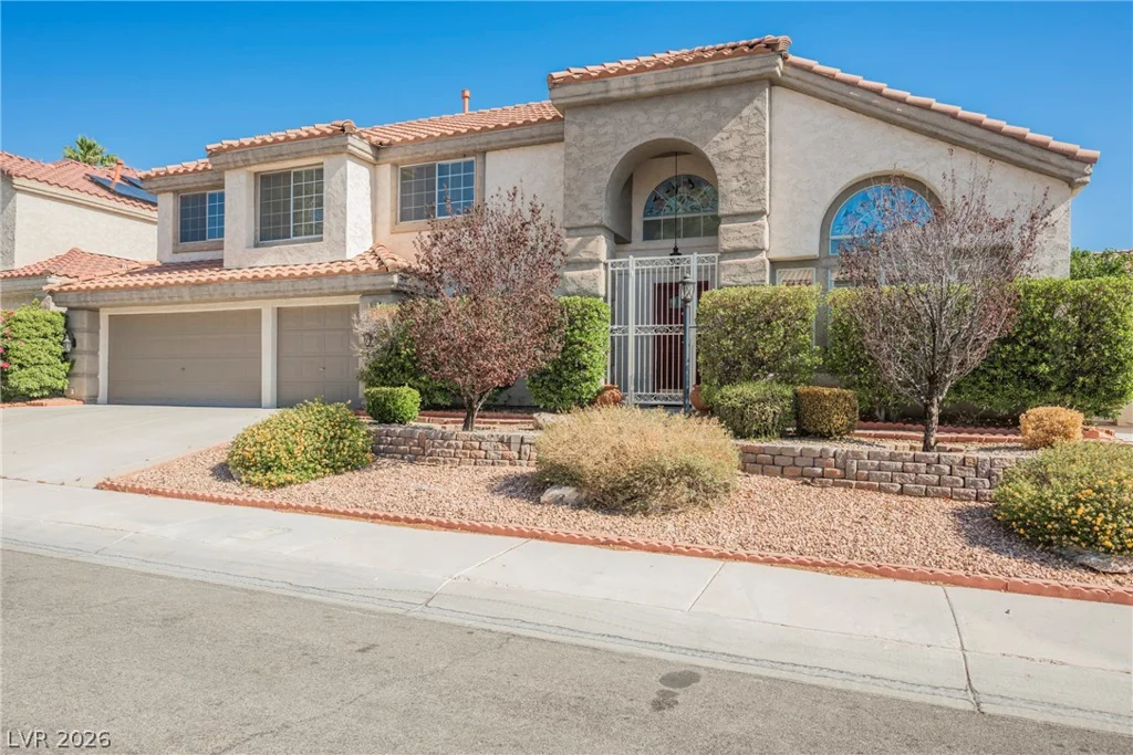 7628 Spruce Run, Las Vegas, NV 89128