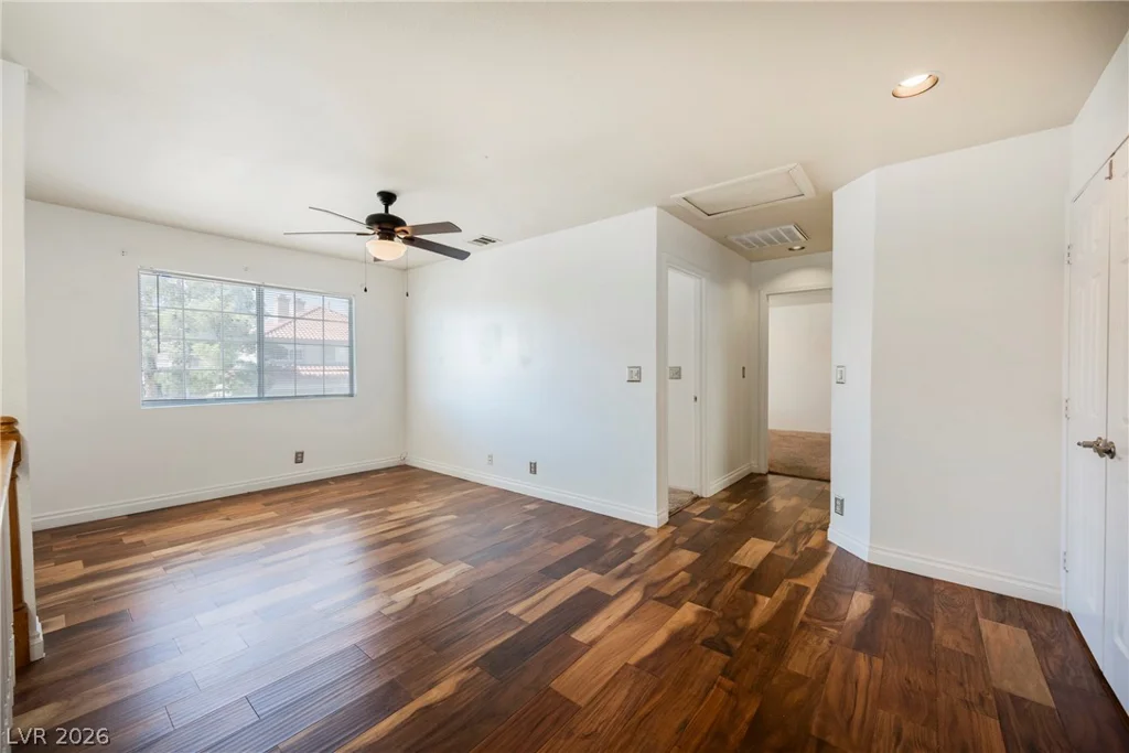 7628 Spruce Run, Las Vegas, NV 89128