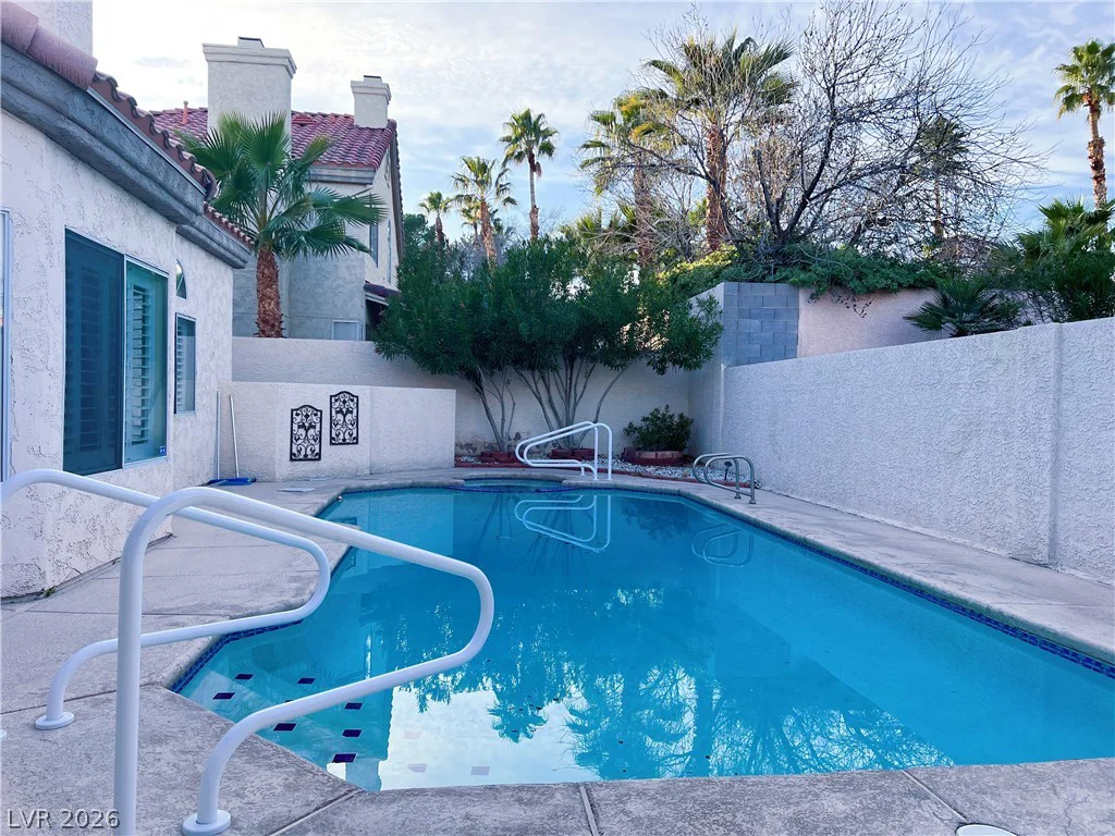 7628 Spruce Run, Las Vegas, NV 89128