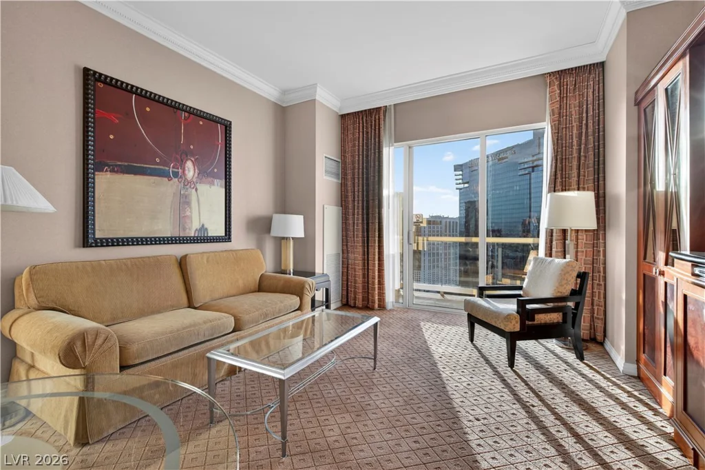 125 Harmon, Las Vegas, NV 89109