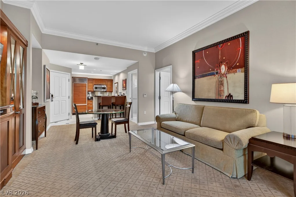 125 Harmon, Las Vegas, NV 89109