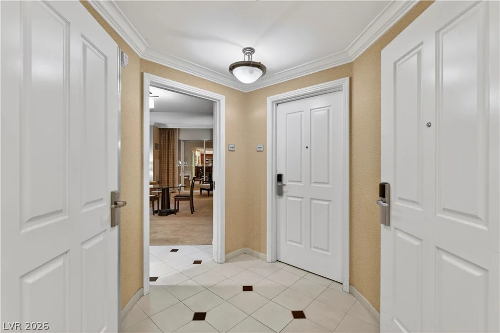 125 Harmon, Las Vegas, NV 89109