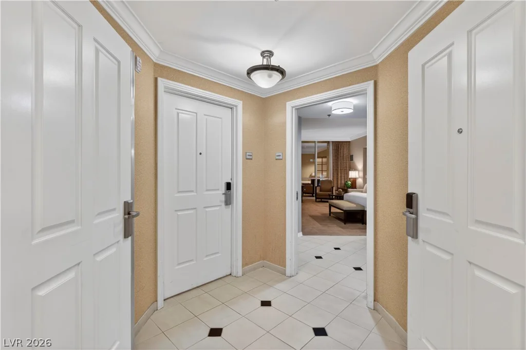 125 Harmon, Las Vegas, NV 89109