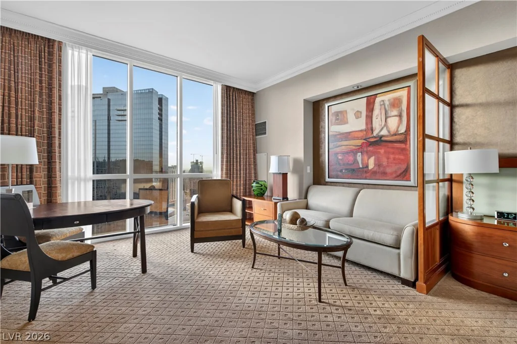 125 Harmon, Las Vegas, NV 89109
