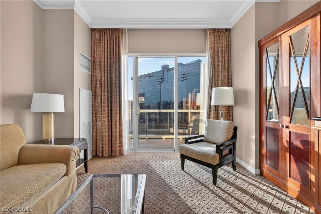 125 Harmon, Las Vegas, NV 89109