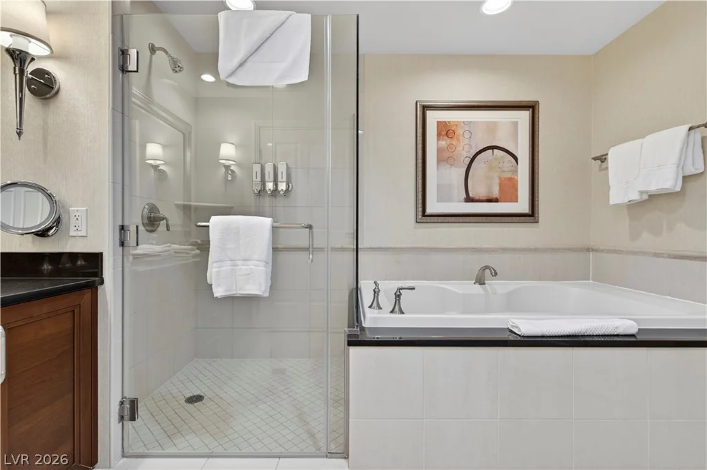 125 Harmon, Las Vegas, NV 89109