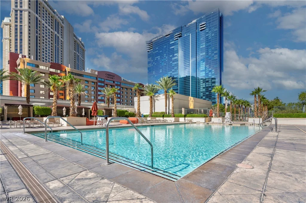 125 Harmon, Las Vegas, NV 89109