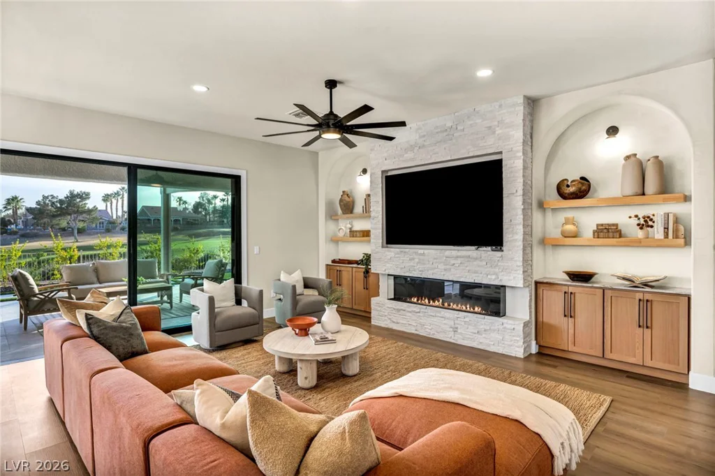 9917 VILLA RIDGE, Las Vegas, NV 89134