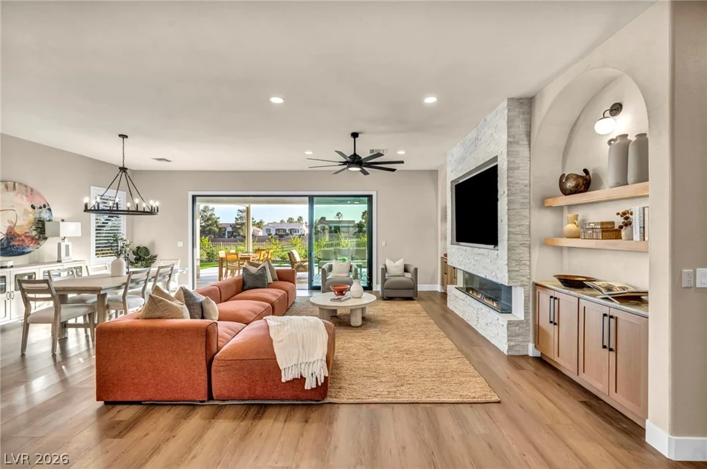 9917 VILLA RIDGE, Las Vegas, NV 89134