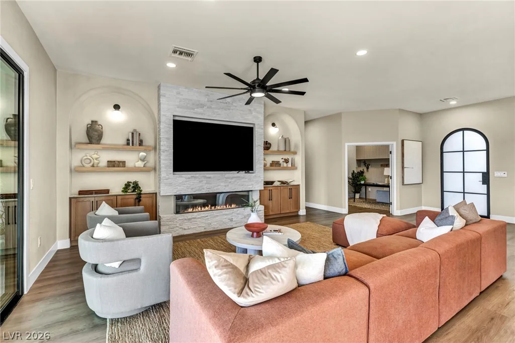 9917 VILLA RIDGE, Las Vegas, NV 89134