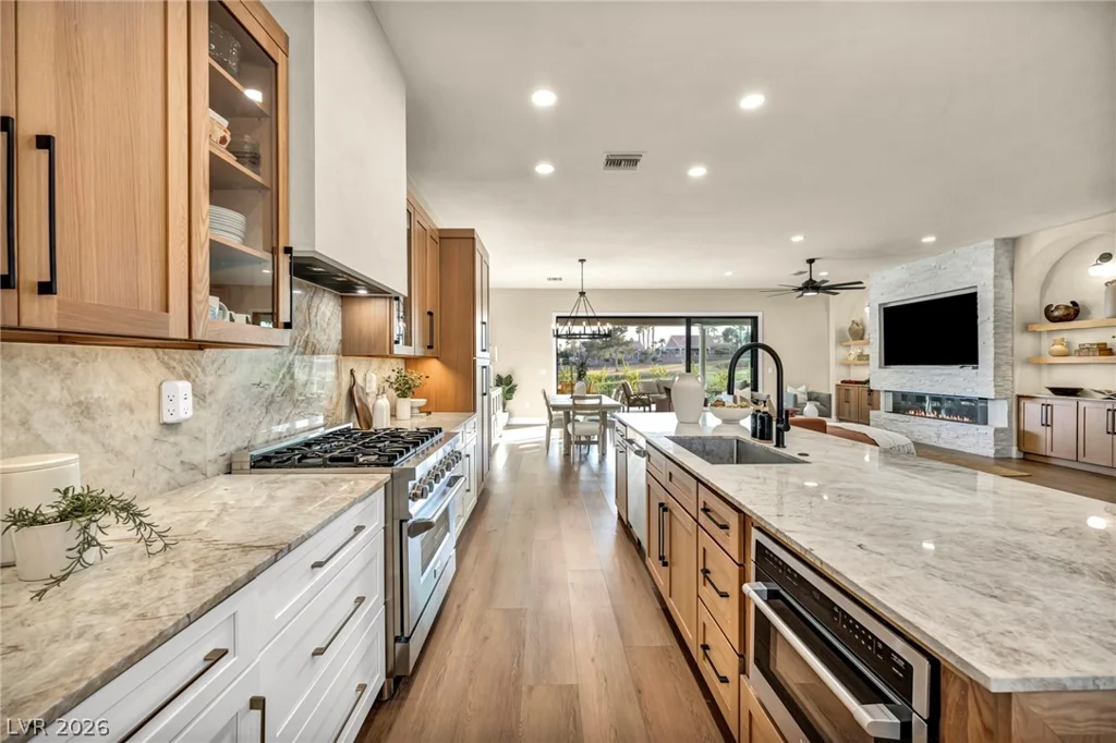 9917 VILLA RIDGE, Las Vegas, NV 89134