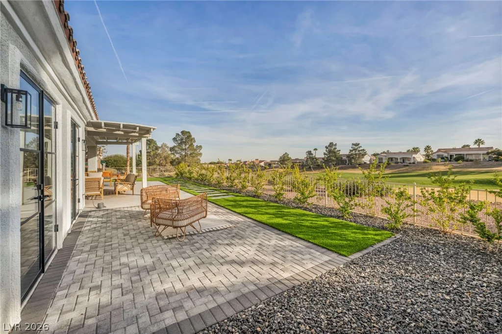 9917 VILLA RIDGE, Las Vegas, NV 89134