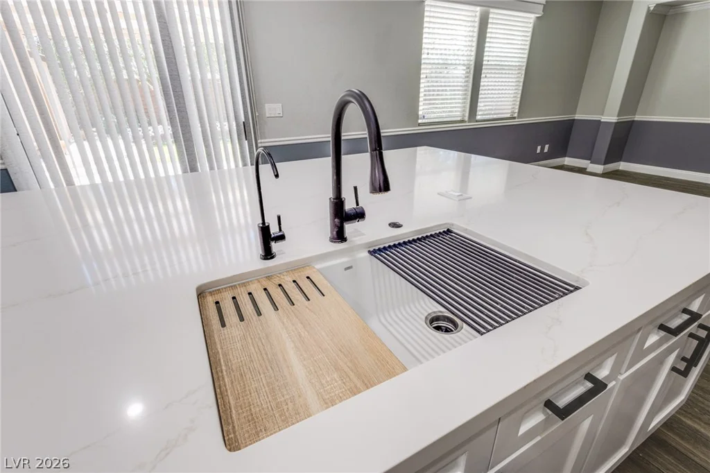 7055 Fort Tule, Las Vegas, NV 89179