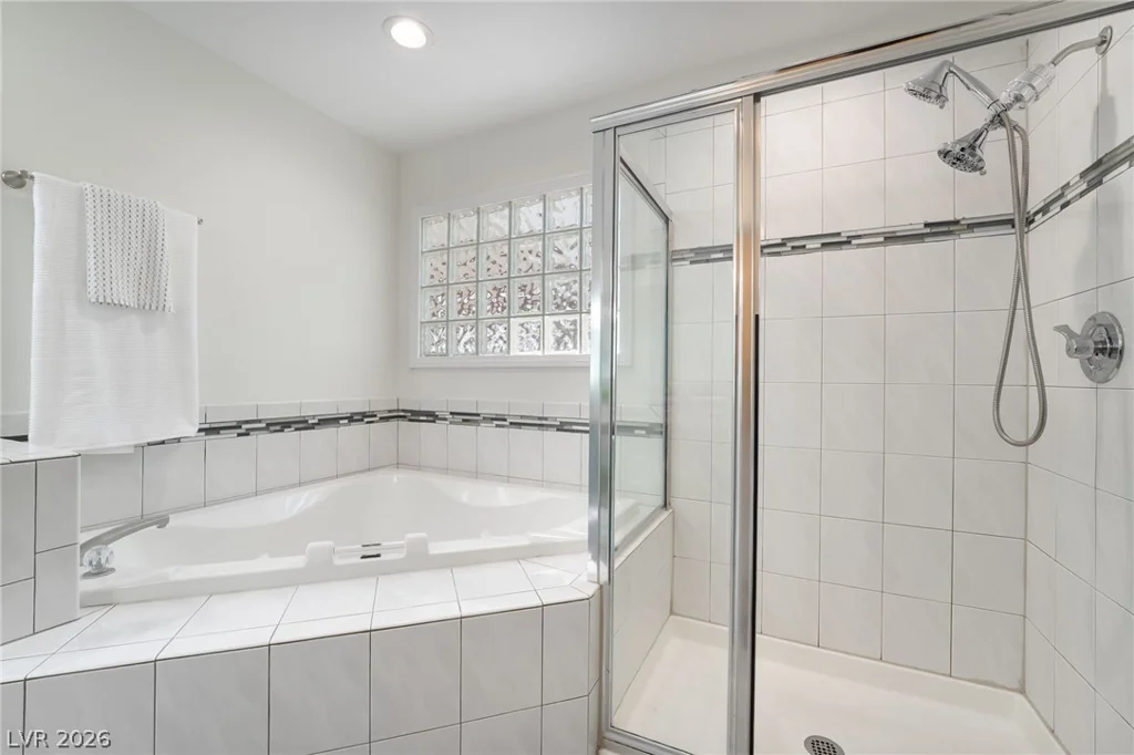 10380 Gilespie, Las Vegas, NV 89183