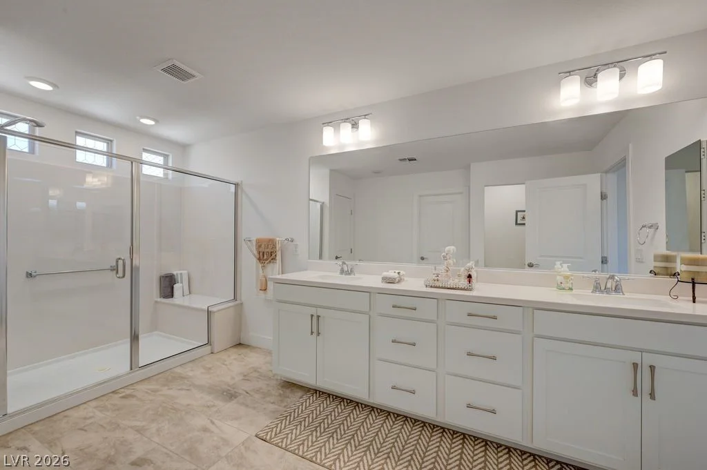 7135 Sunland Hills, Las Vegas, NV 89113