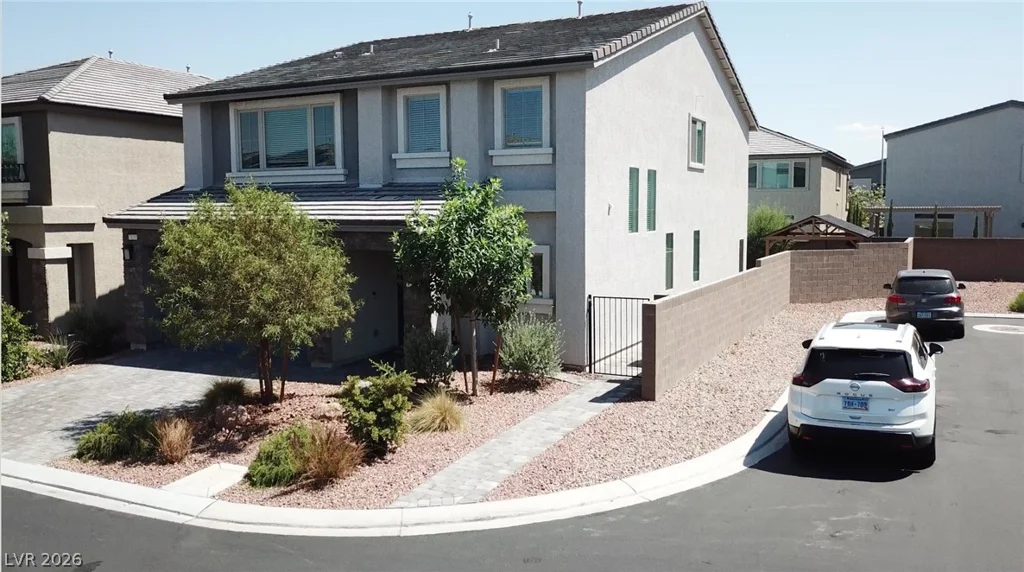 7135 Sunland Hills, Las Vegas, NV 89113