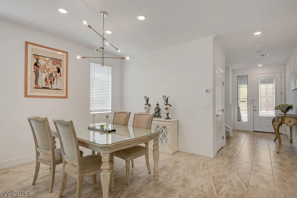7135 Sunland Hills, Las Vegas, NV 89113