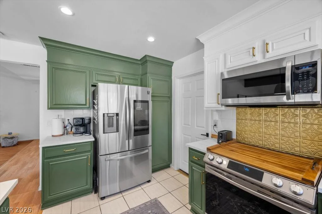 8508 Hearst, Las Vegas, NV 89117