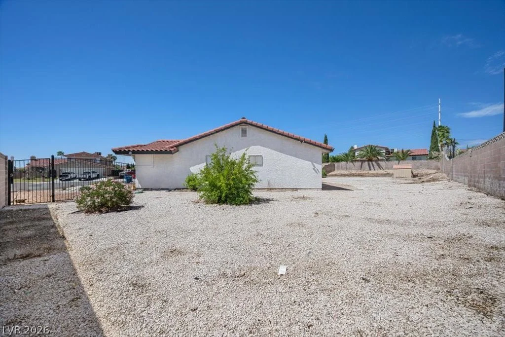 8508 Hearst, Las Vegas, NV 89117