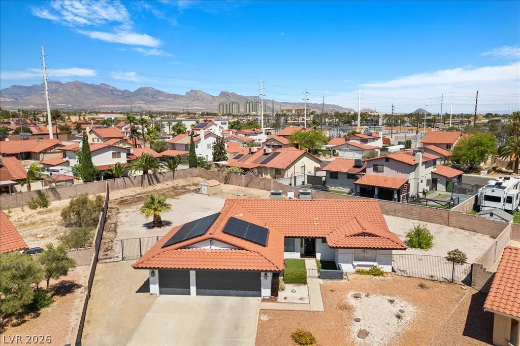 8508 Hearst, Las Vegas, NV 89117