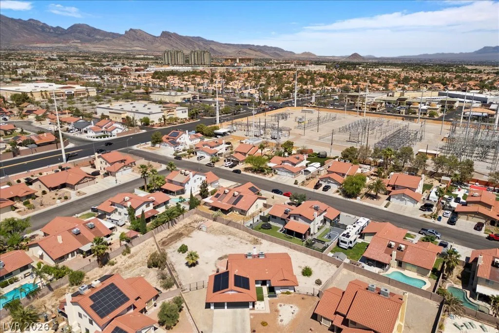 8508 Hearst, Las Vegas, NV 89117