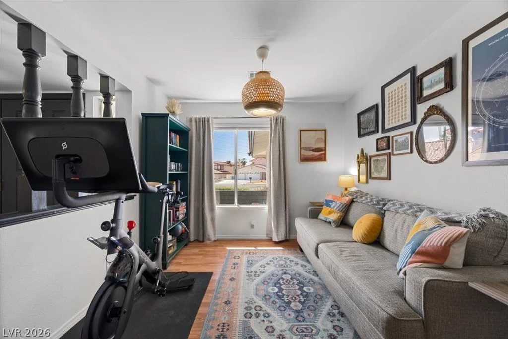 8508 Hearst, Las Vegas, NV 89117