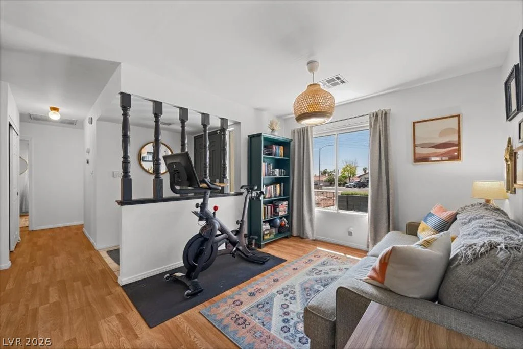 8508 Hearst, Las Vegas, NV 89117