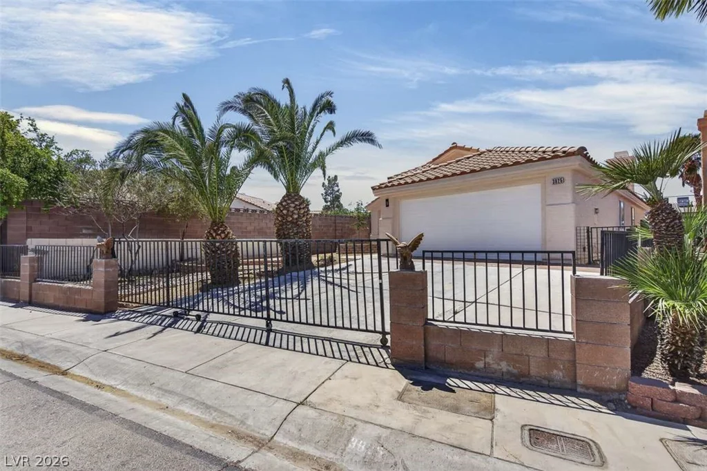 3825 Debussy, North Las Vegas, NV 89032
